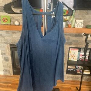 Old Navy Denim-Blue V-Neck Tank Top